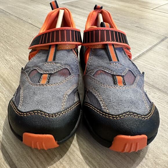 NWT Pediped Delmar Grey Sneakers - Picture 2 of 8